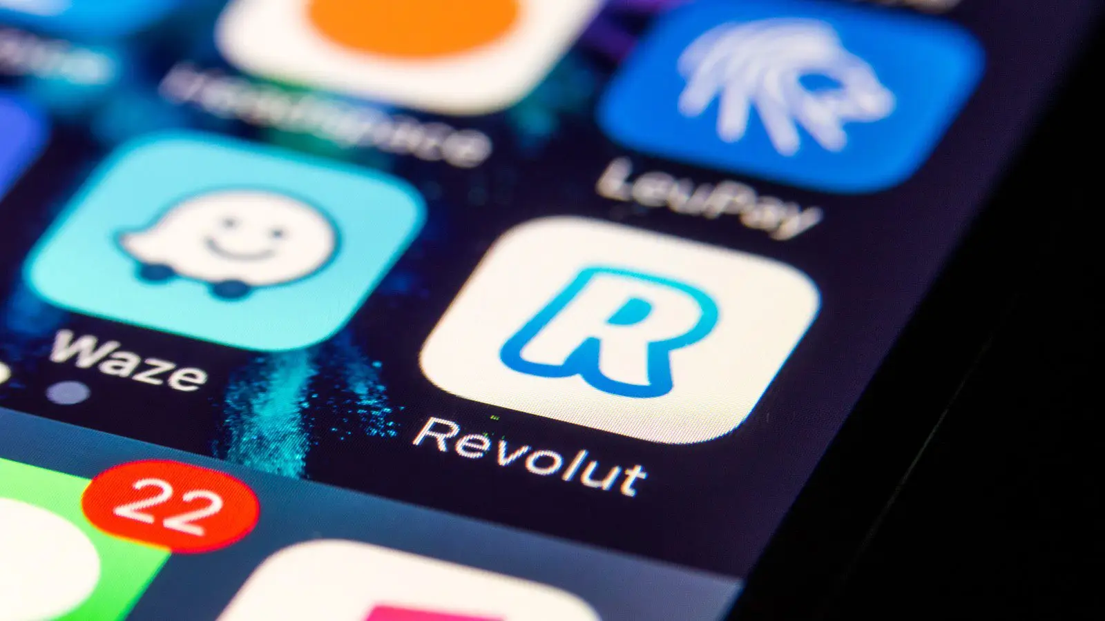 Revolut: Újraindult a kripto staking Magyarországon