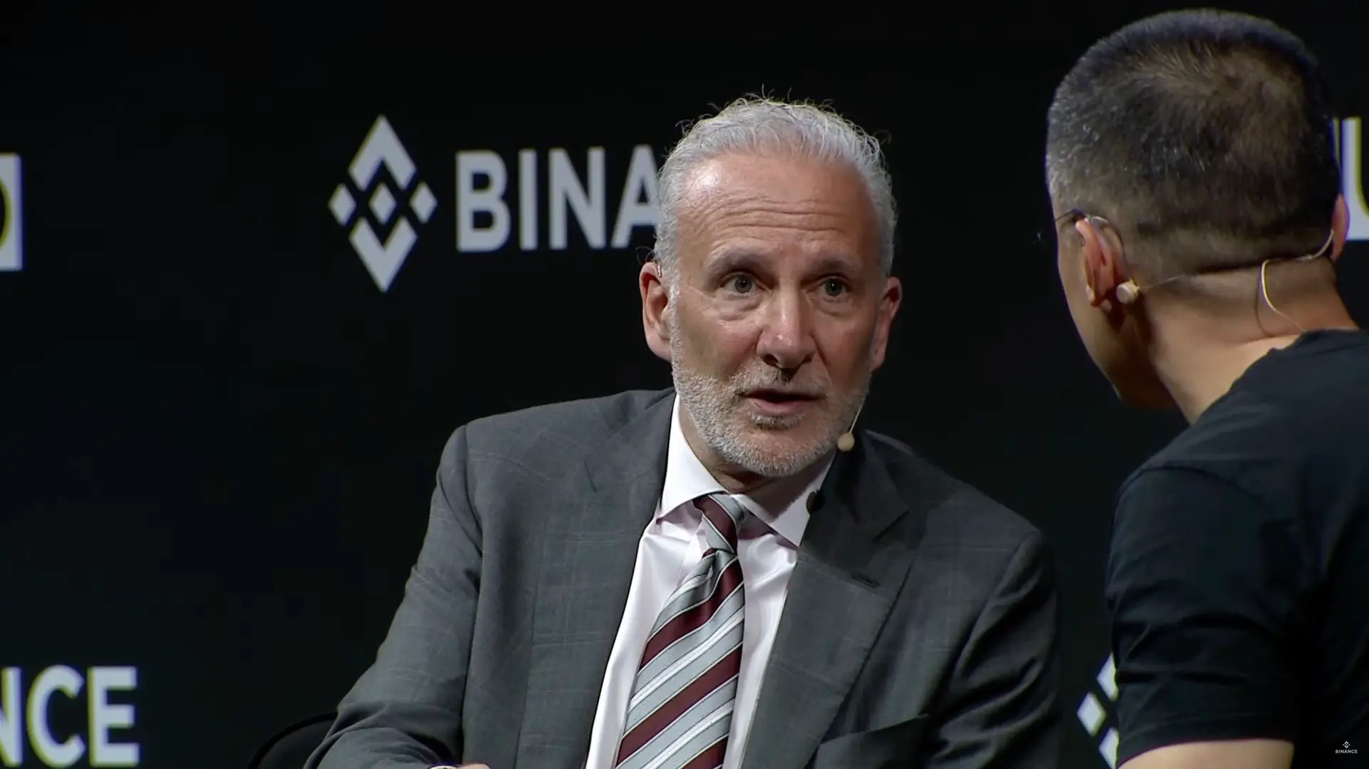 CZ és Peter Schiff vitája: Bitcoin vagy arany a valódi érték?
